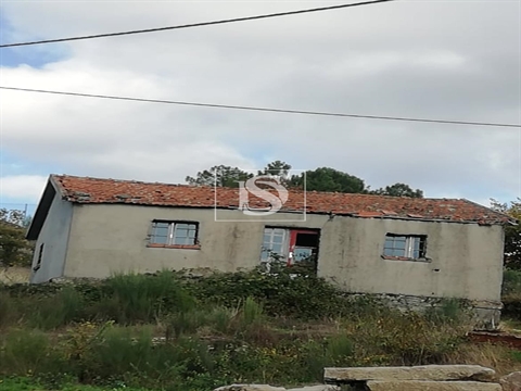 Moradia para Restaurar T2